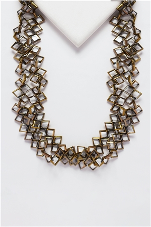 Muntin Muse Gold Glass Square Twisted Necklace