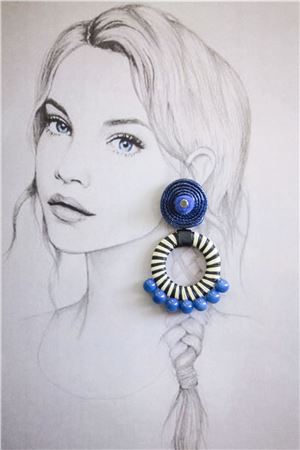 Zinnia Spiral Bead Hoop Earrings
