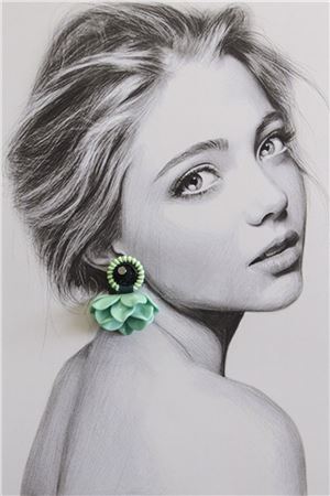 Menthé Poppy Drop Earrings