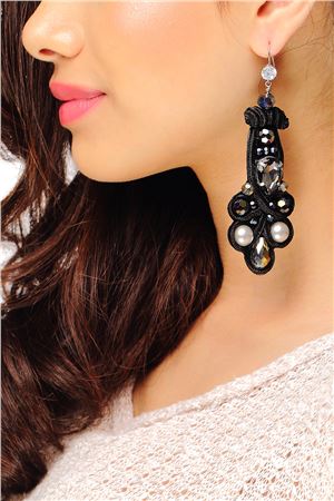 Top 184+ crystal black earrings