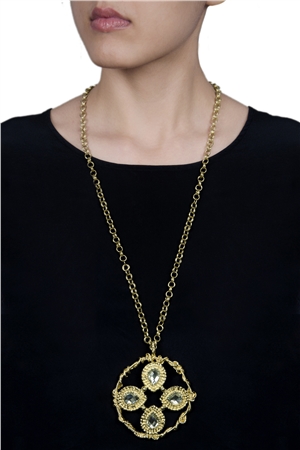 Gold Wreath Oversized Metal Pendant Necklace