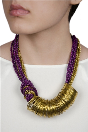 Spinning Around Violet Resin Beads Gold Ring Necklace