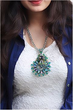 The Aurora Amulet Green Crystal Pendant Necklace The Aurora Amulet Green Crystal Pendant Necklace