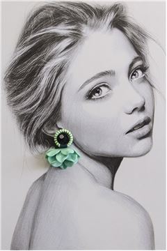 Menthé Poppy Drop Earrings