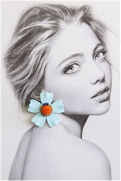 Cyan L’aster Acrylic Flower Stud Earrings