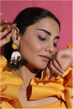 Monochrome Fushia Drop Earrings