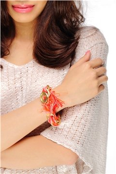 Red Thread Button Bracelet