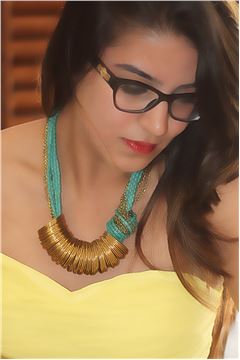 Spinning Around Turquoise Resin Beads Gold Ring Necklace Spinning Around Turquoise Resin Beads Gold Ring Necklace